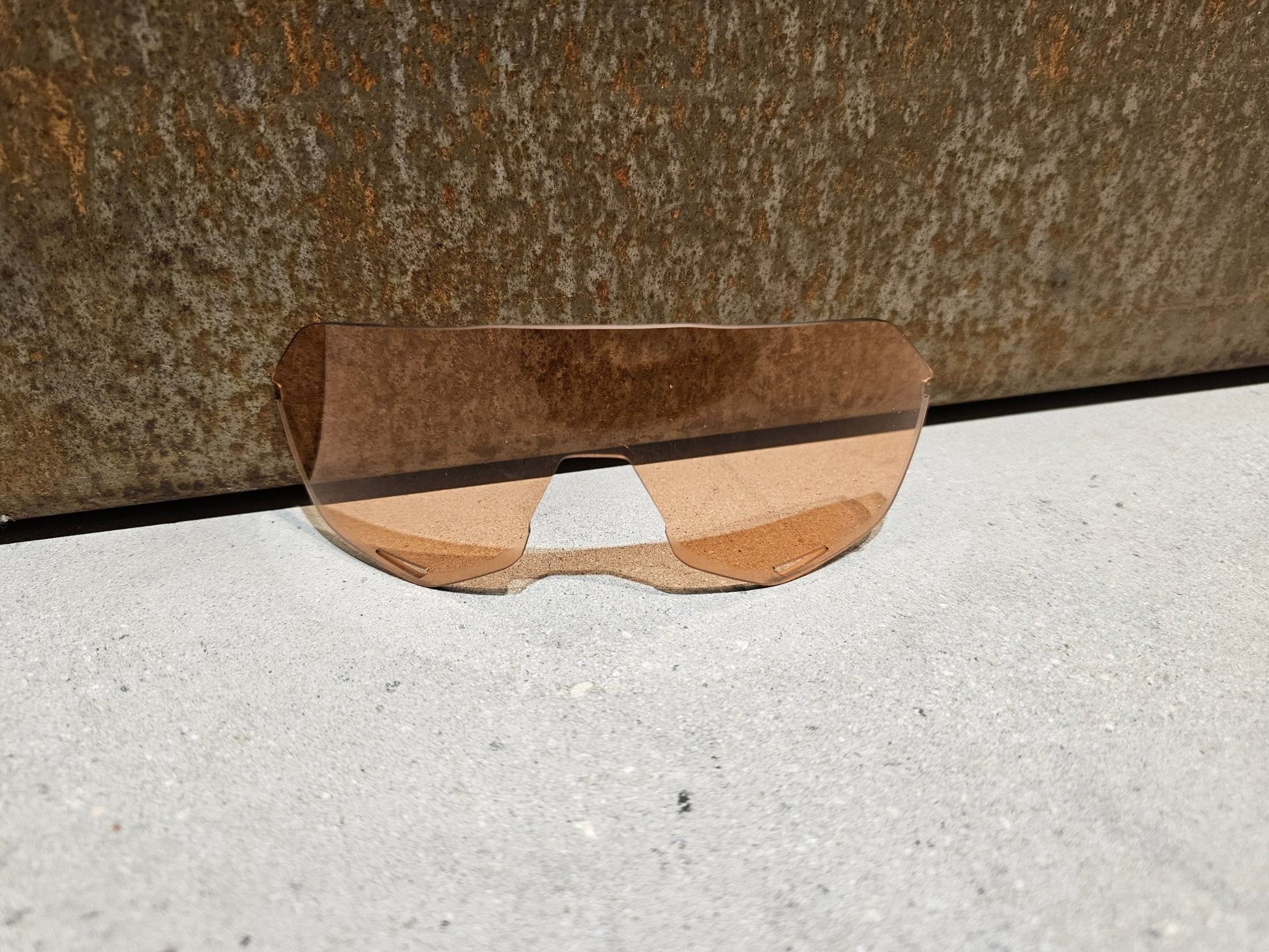 Brillen Zubehör & Ersatzteile von 100%, 100% S2 REPLACEMENT LENSE HIPER CORAL / BRILLENGLAS in variant_title vor USEDBIKES - OB.DE Hintergrund