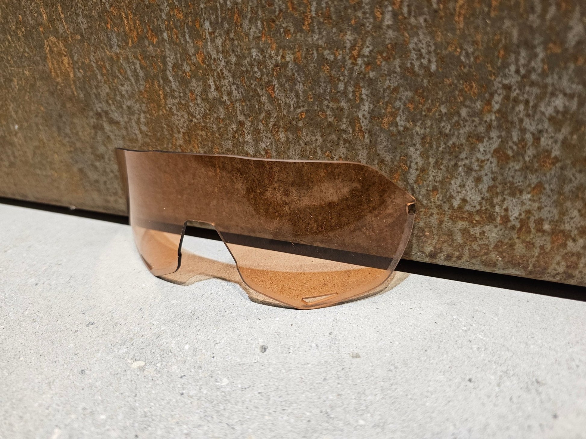 Brillen Zubehör & Ersatzteile von 100%, 100% S2 REPLACEMENT LENSE HIPER CORAL / BRILLENGLAS in variant_title vor USEDBIKES - OB.DE Hintergrund