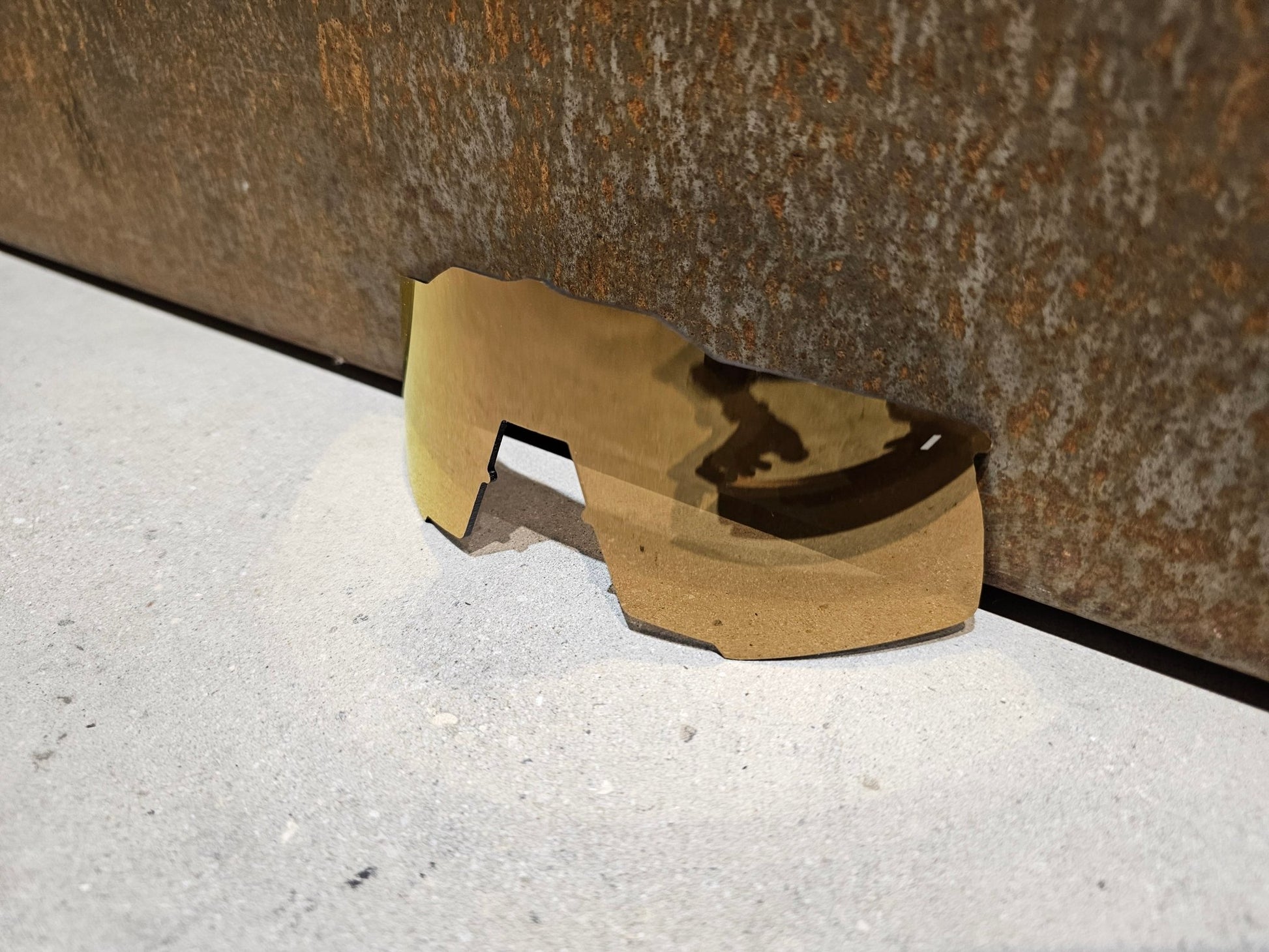 Brillen Zubehör & Ersatzteile von 100%, 100% SPEEDCRAFT REPLACEMENT LENSE BRONZE MULTI LAYER MIRROR / BRILLENGLAS in variant_title vor USEDBIKES - OB.DE Hintergrund