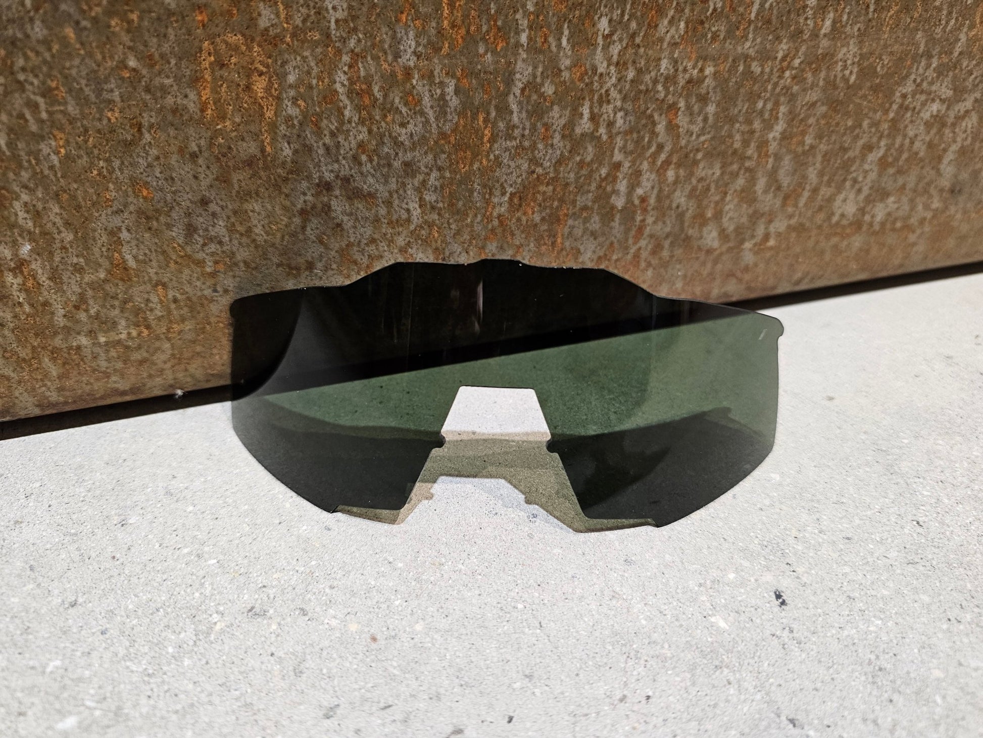 Brillen Zubehör & Ersatzteile von 100%, 100% SPEEDCRAFT REPLACEMENT LENSE GREY GREEN / BRILLENGLAS in variant_title vor USEDBIKES - OB.DE Hintergrund