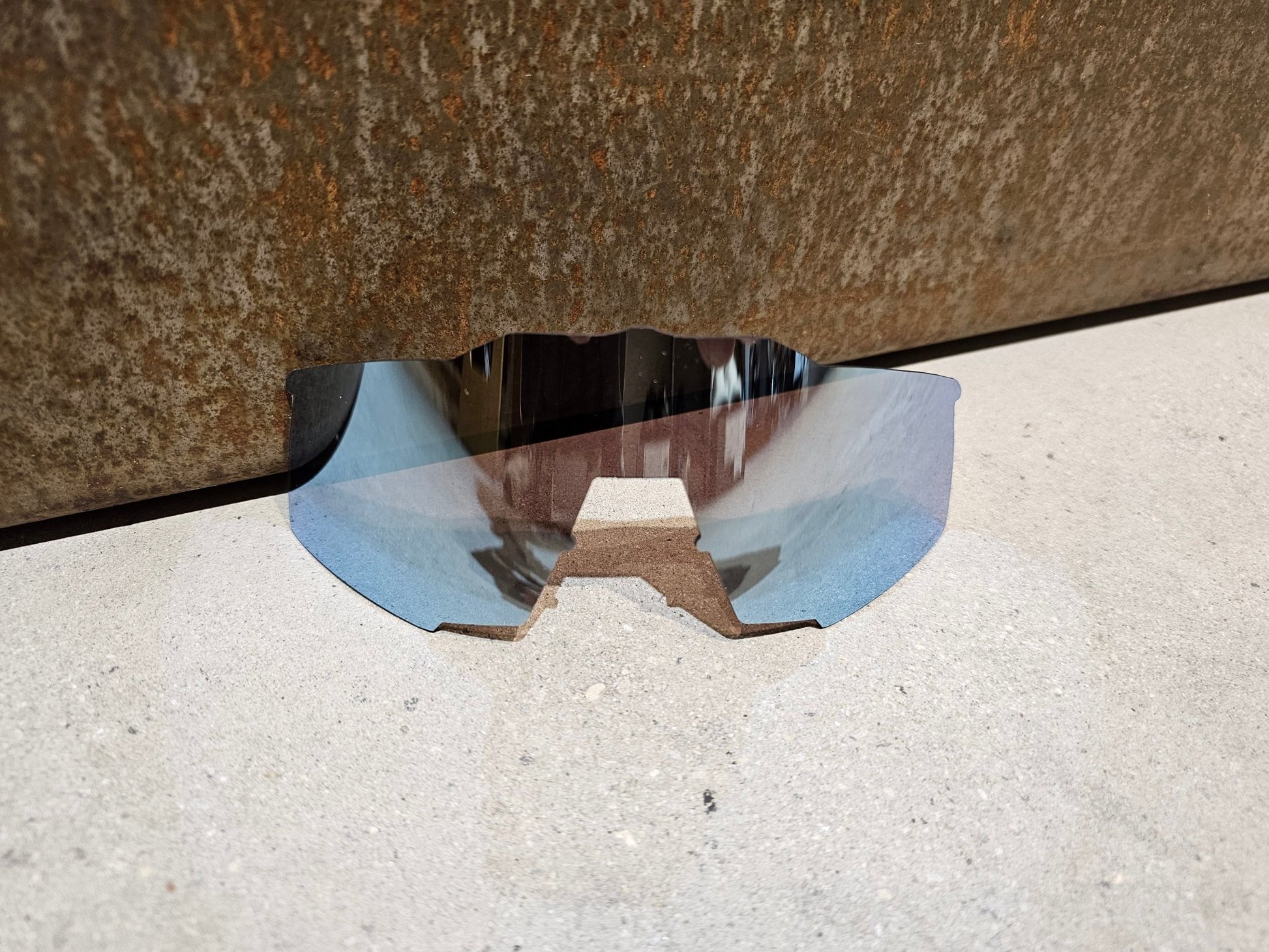 Brillen Zubehör & Ersatzteile von 100%, 100% SPEEDCRAFT REPLACEMENT LENSE HIPER BLUE MULTI LAYER MIRROR / BRILLENGLAS in variant_title vor USEDBIKES - OB.DE Hintergrund