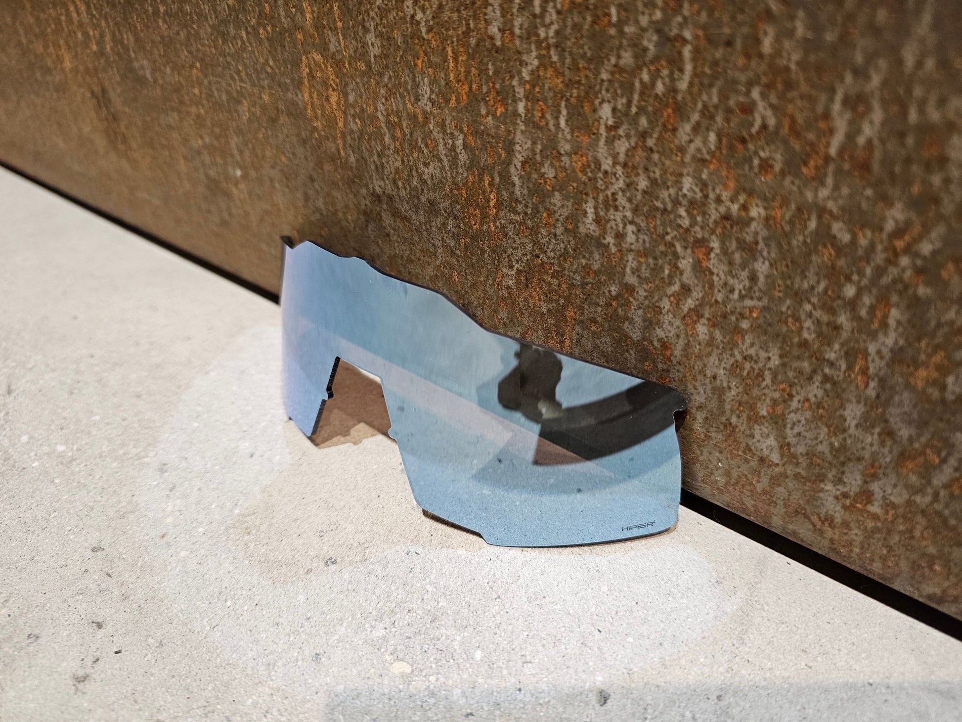 Brillen Zubehör & Ersatzteile von 100%, 100% SPEEDCRAFT REPLACEMENT LENSE HIPER BLUE MULTI LAYER MIRROR / BRILLENGLAS in variant_title vor USEDBIKES - OB.DE Hintergrund