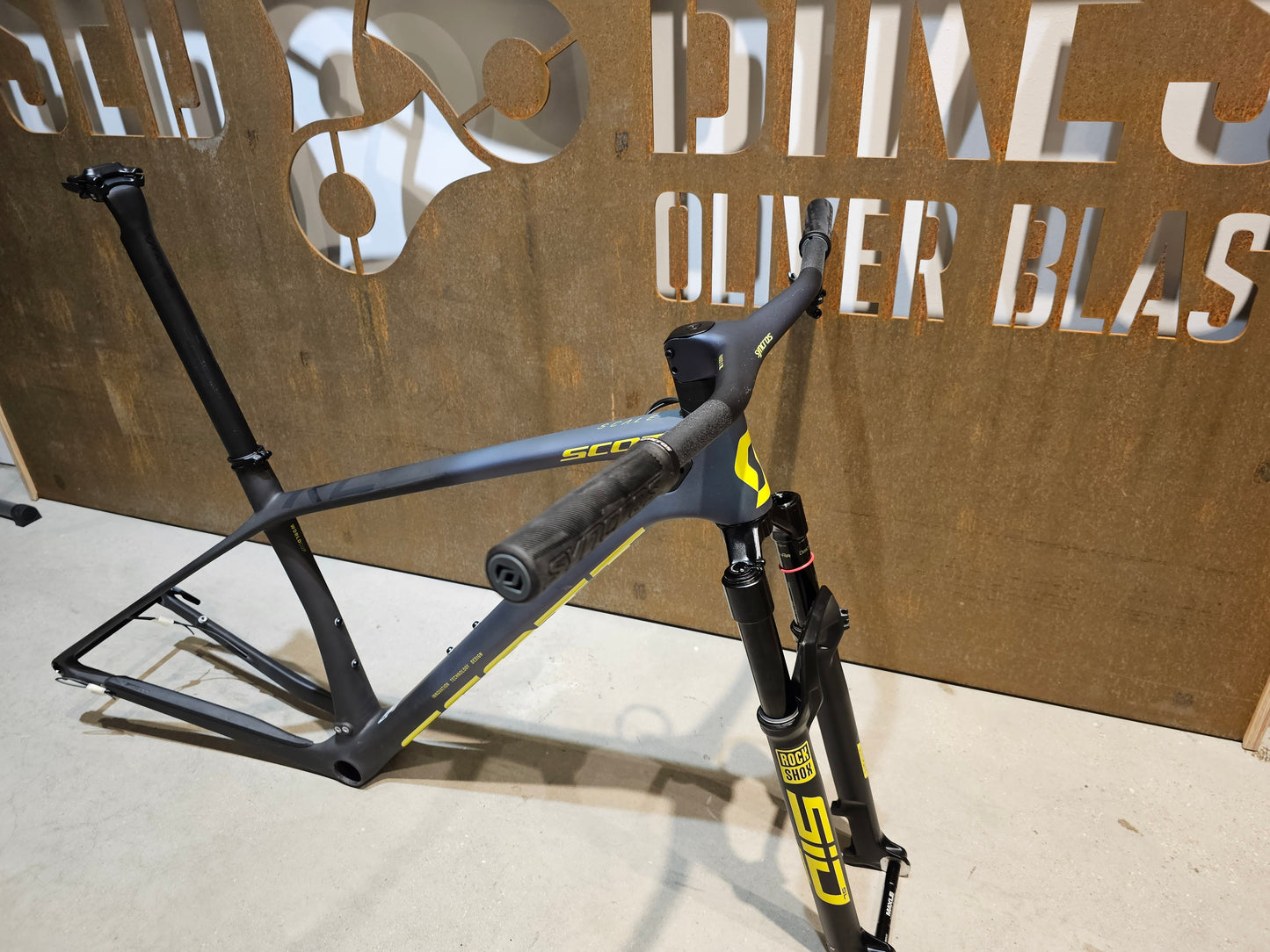 SCOTT SCALE RC WORLD CUP HMX RAHMEN UND GABEL S / M / L
