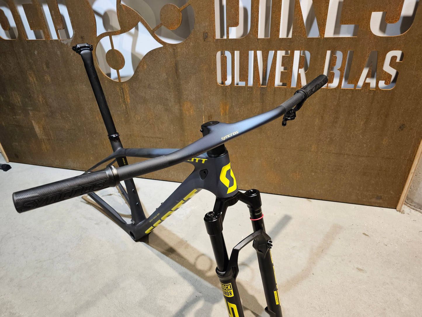 SCOTT SCALE RC WORLD CUP HMX RAHMEN UND GABEL S / M / L