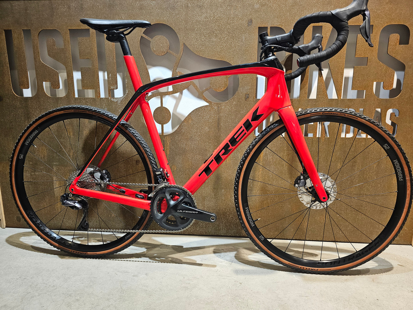 TREK DOMANE SL 6 CUSTOMBUILD / SHIMANO ULTEGRA DI2 / 58CM