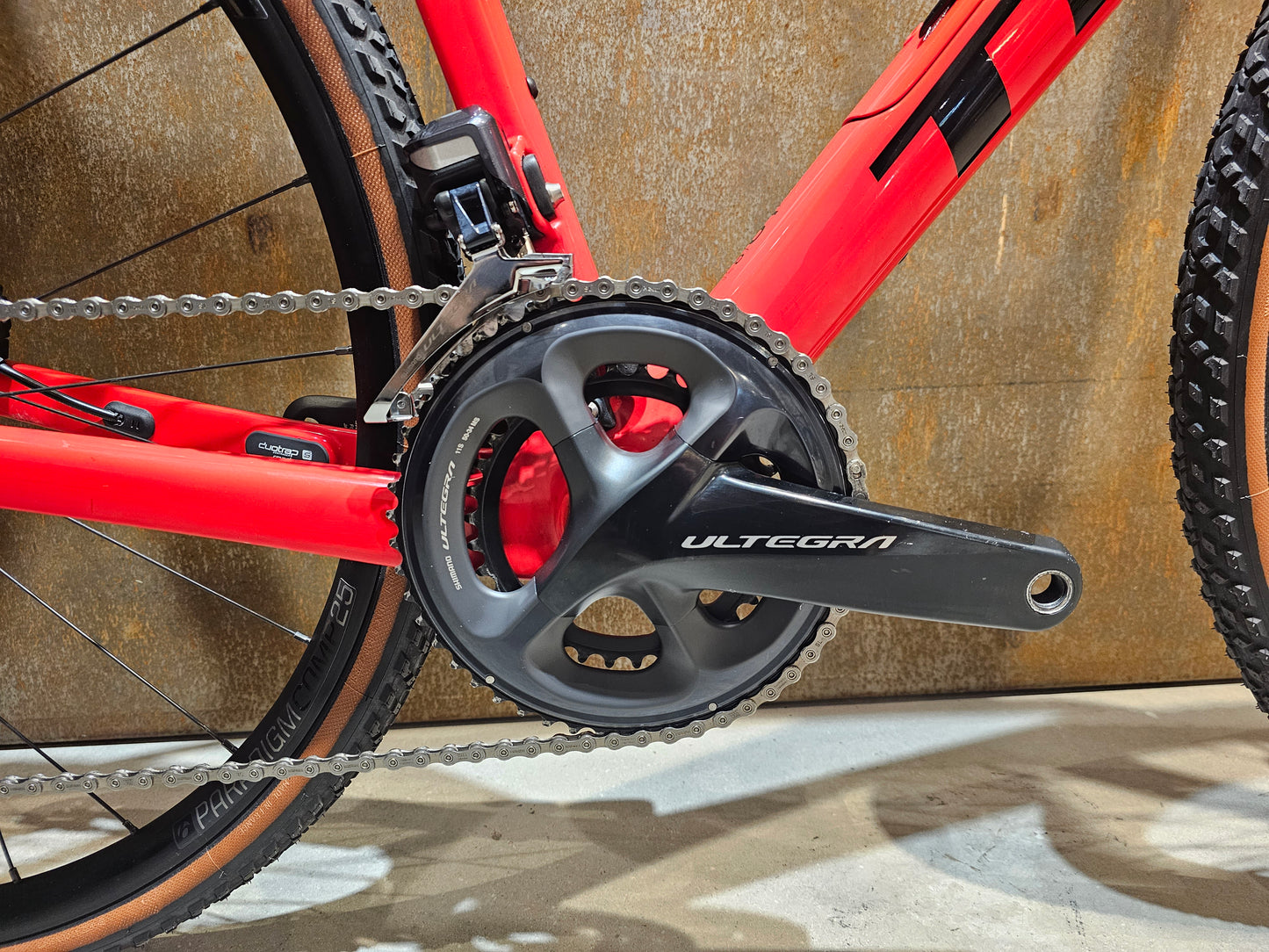 TREK DOMANE SL 6 CUSTOMBUILD / SHIMANO ULTEGRA DI2 / 58CM