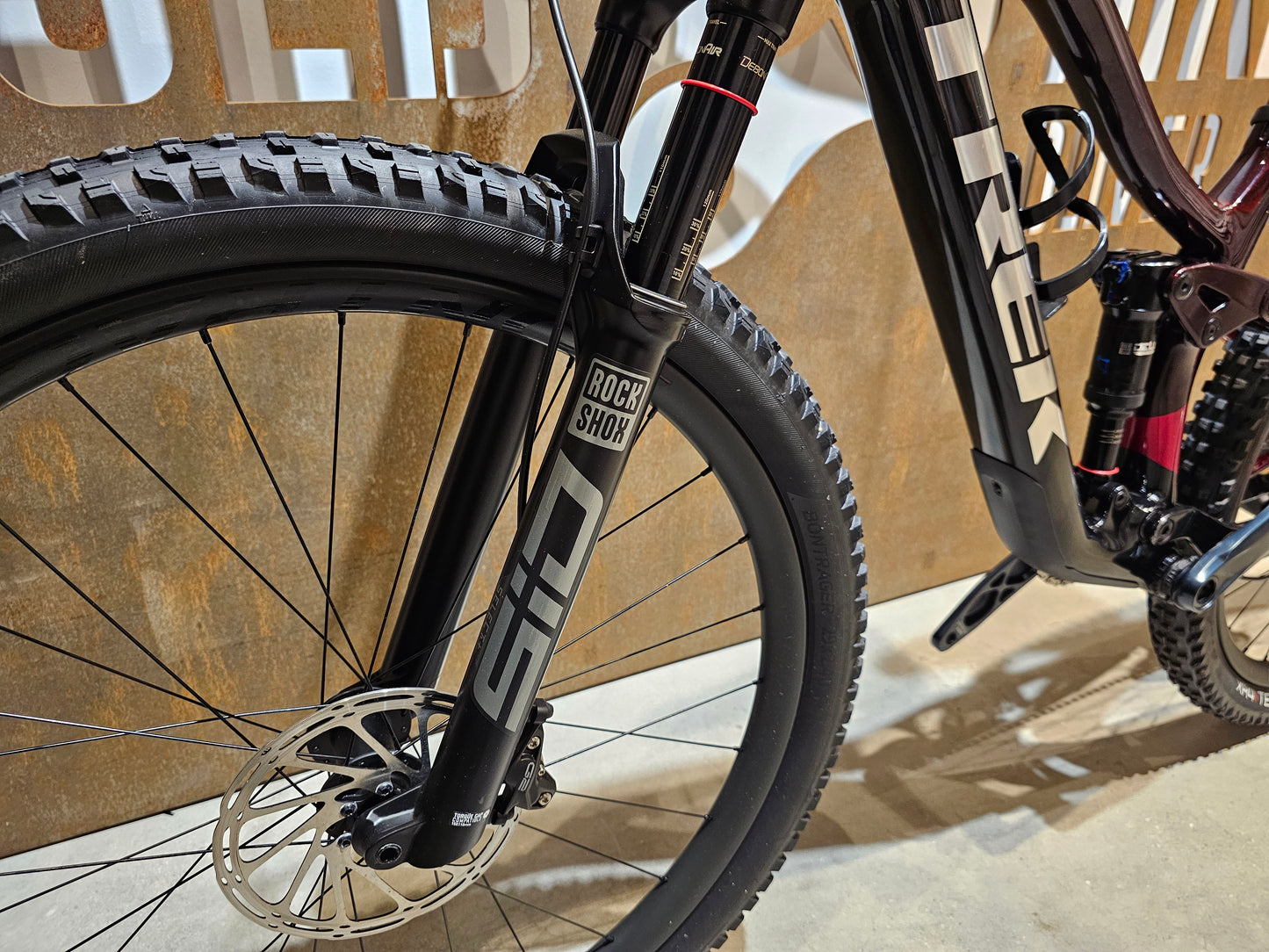 TREK TOP FUEL 9.8 AXS / S