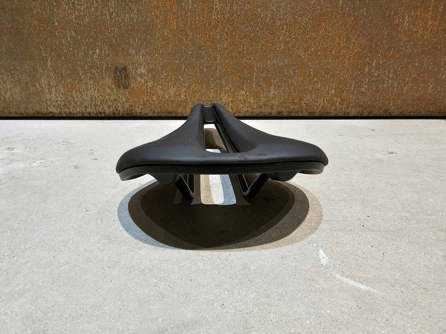 BONTRAGER VERSE ELITE 145MM SATTEL SCHWARZ