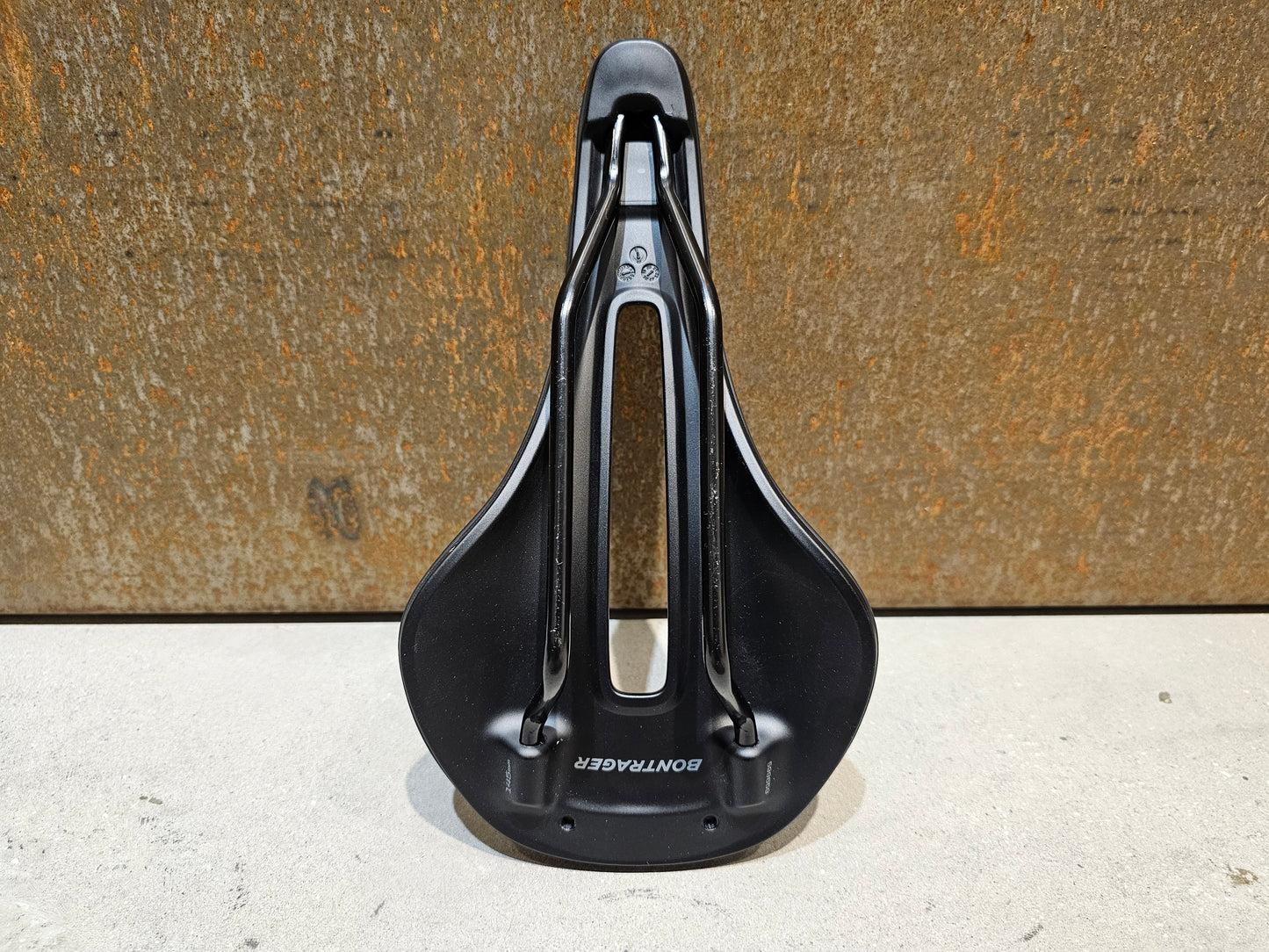 BONTRAGER VERSE ELITE 145MM SATTEL SCHWARZ