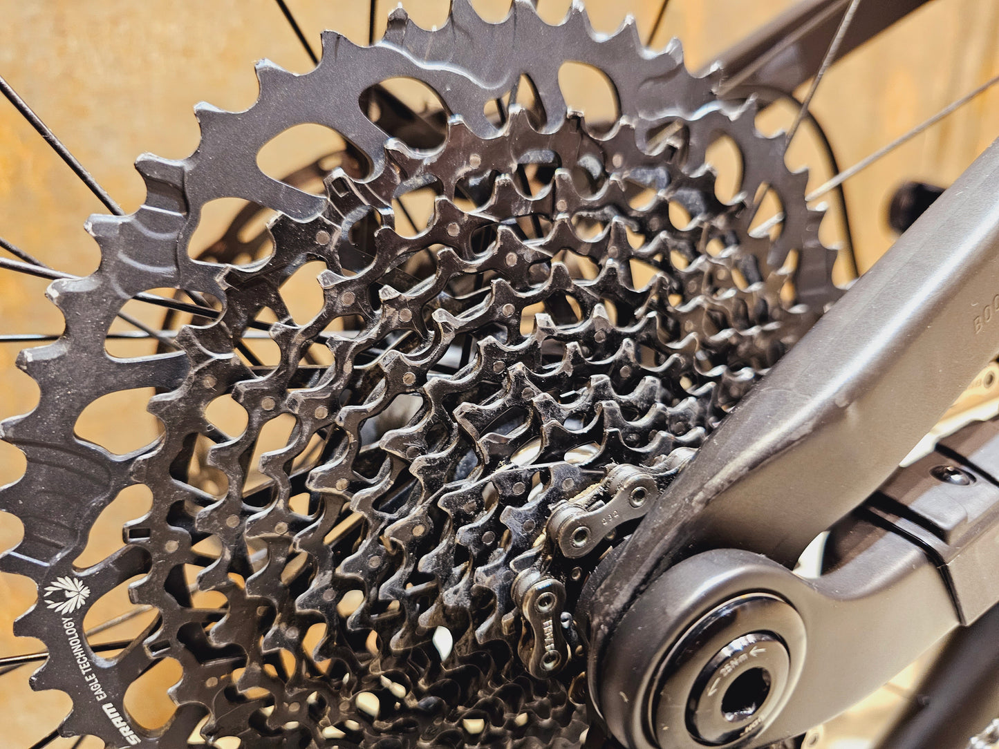 TREK TOP FUEL 9.8 AXS / M/L