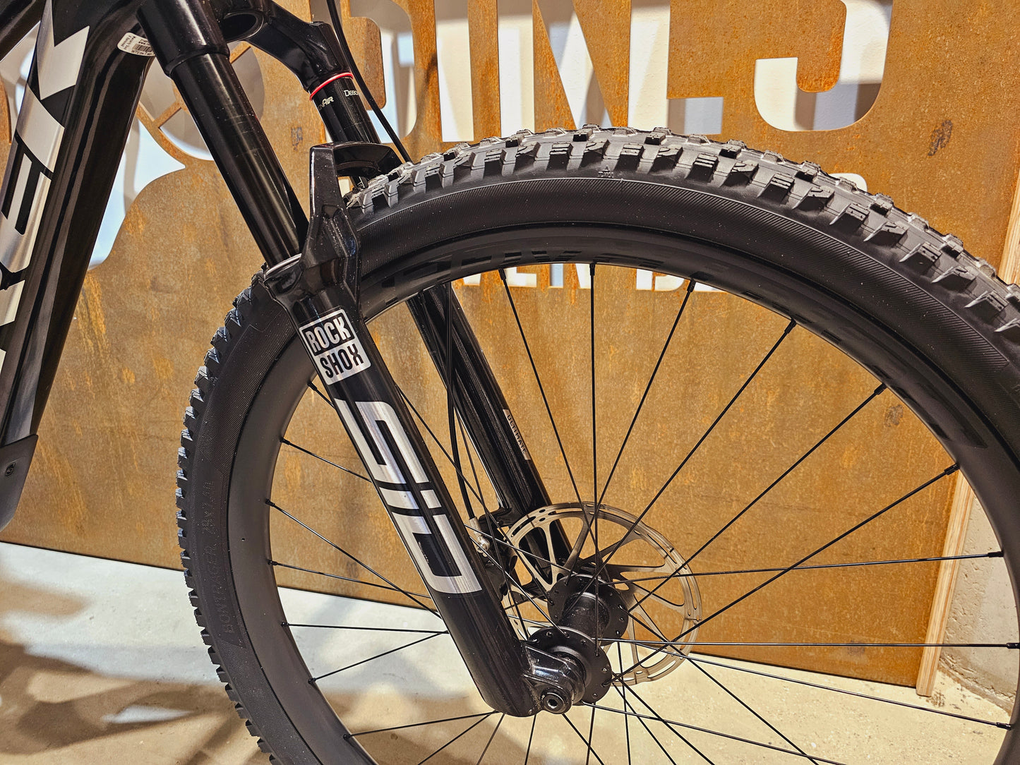 TREK TOP FUEL 9.9 AXS / M/L