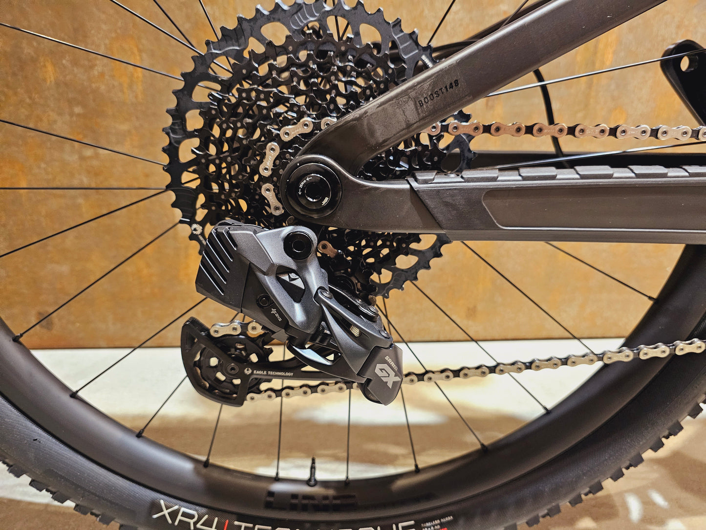 TREK TOP FUEL 9.8 AXS / L