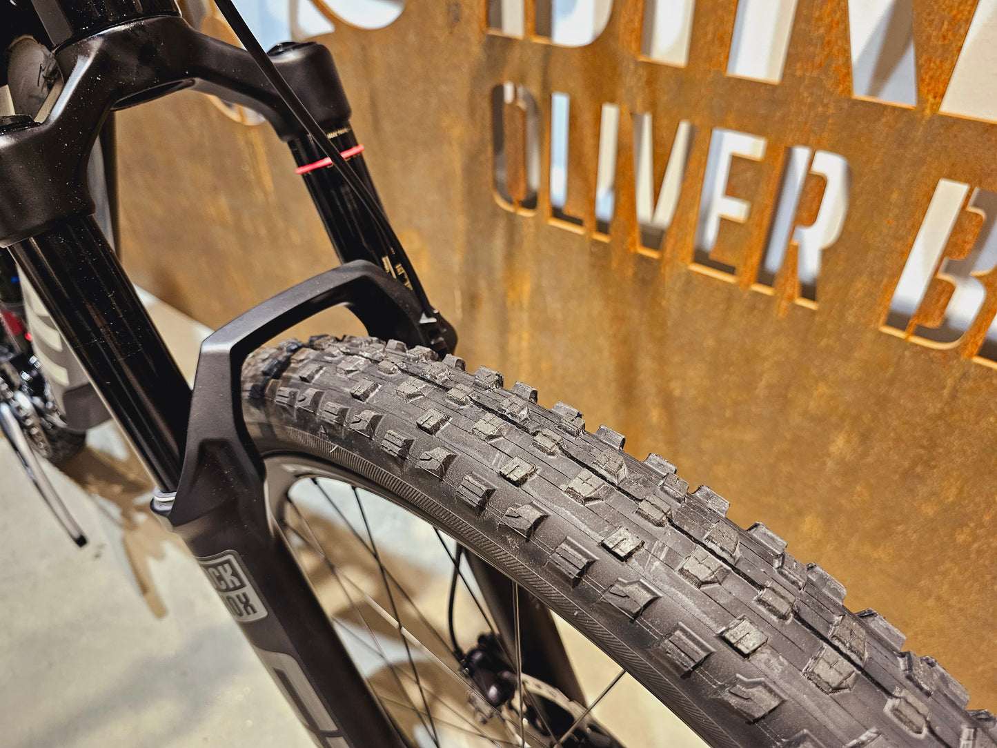 TREK TOP FUEL 9.8 XT / L