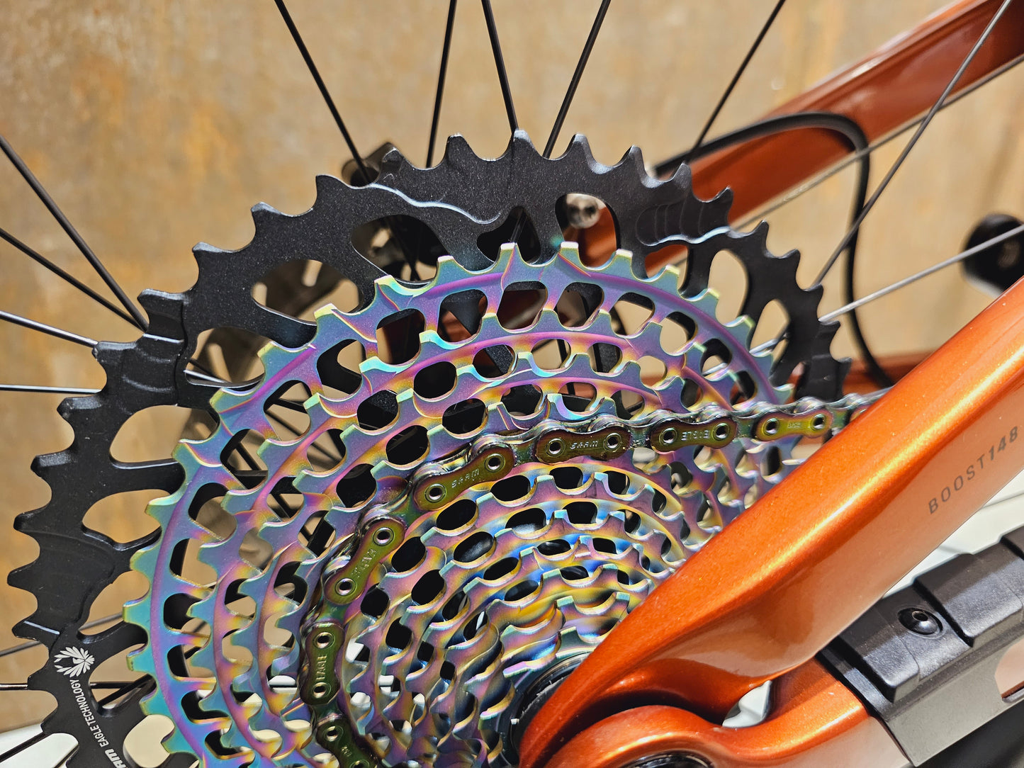 TREK TOP FUEL 9.9 AXS / L