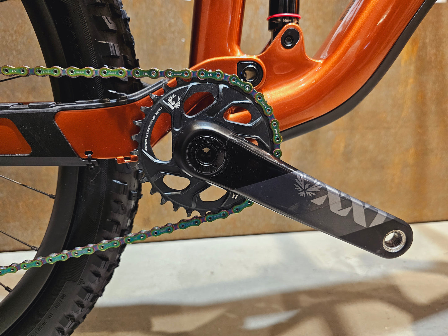 TREK TOP FUEL 9.9 AXS / L