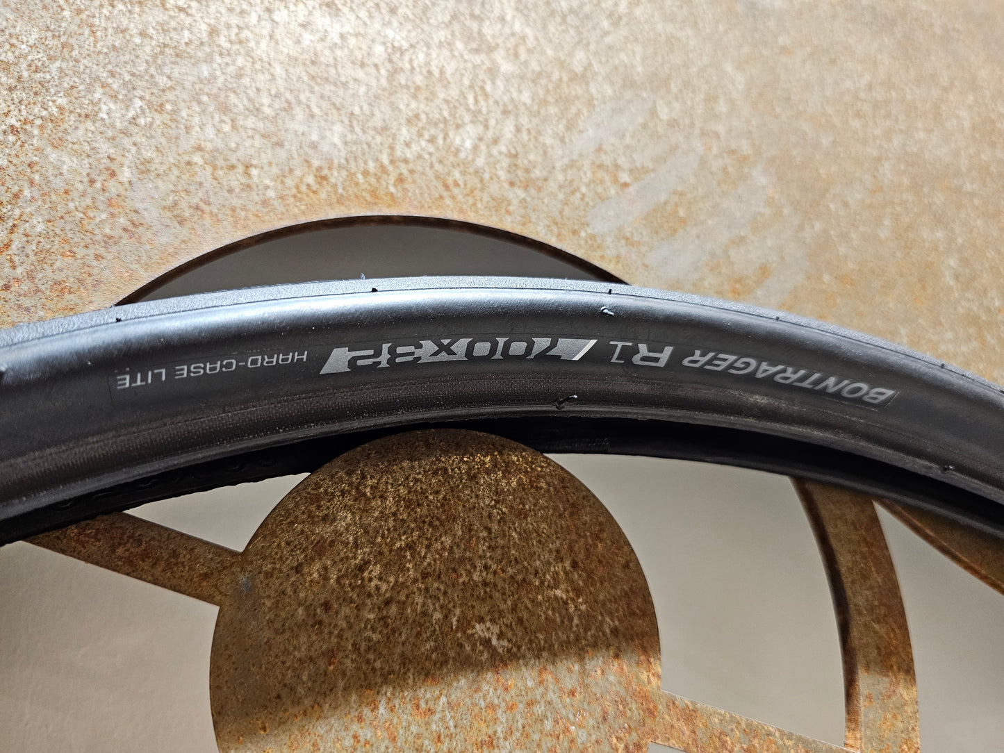 BONTRAGER R1 RENNRAD REIFEN 700C X 32MM
