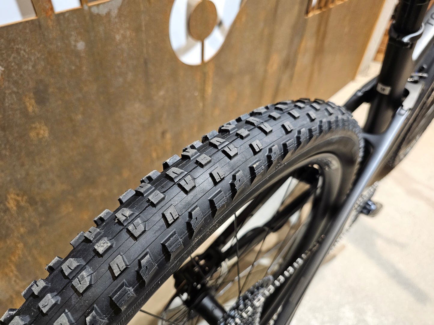 TREK TOP FUEL 9.8 AXS / M