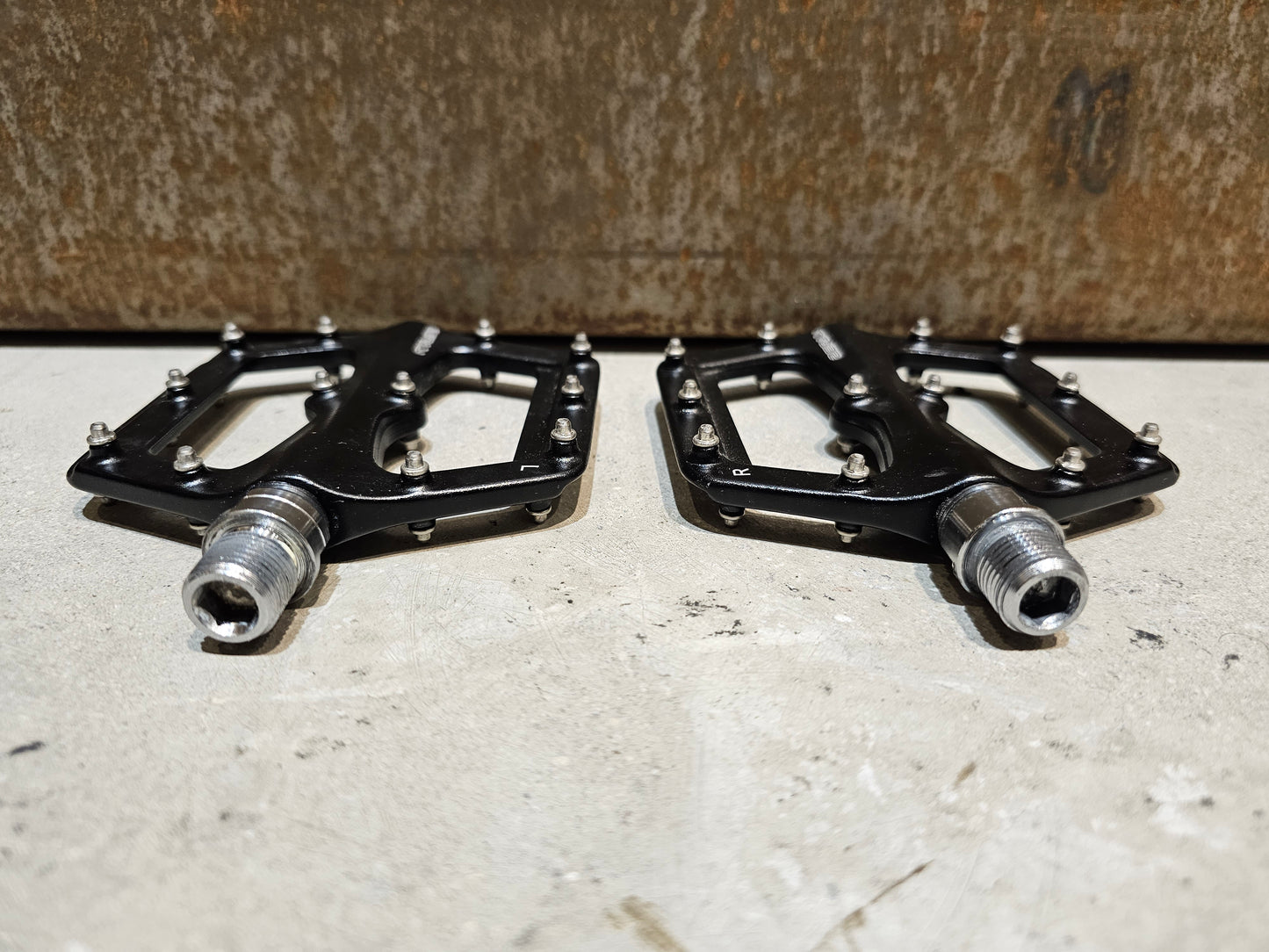 ABSOLUT D262 PLATTFORMPEDAL / MOUNTAINBIKE PEDAL