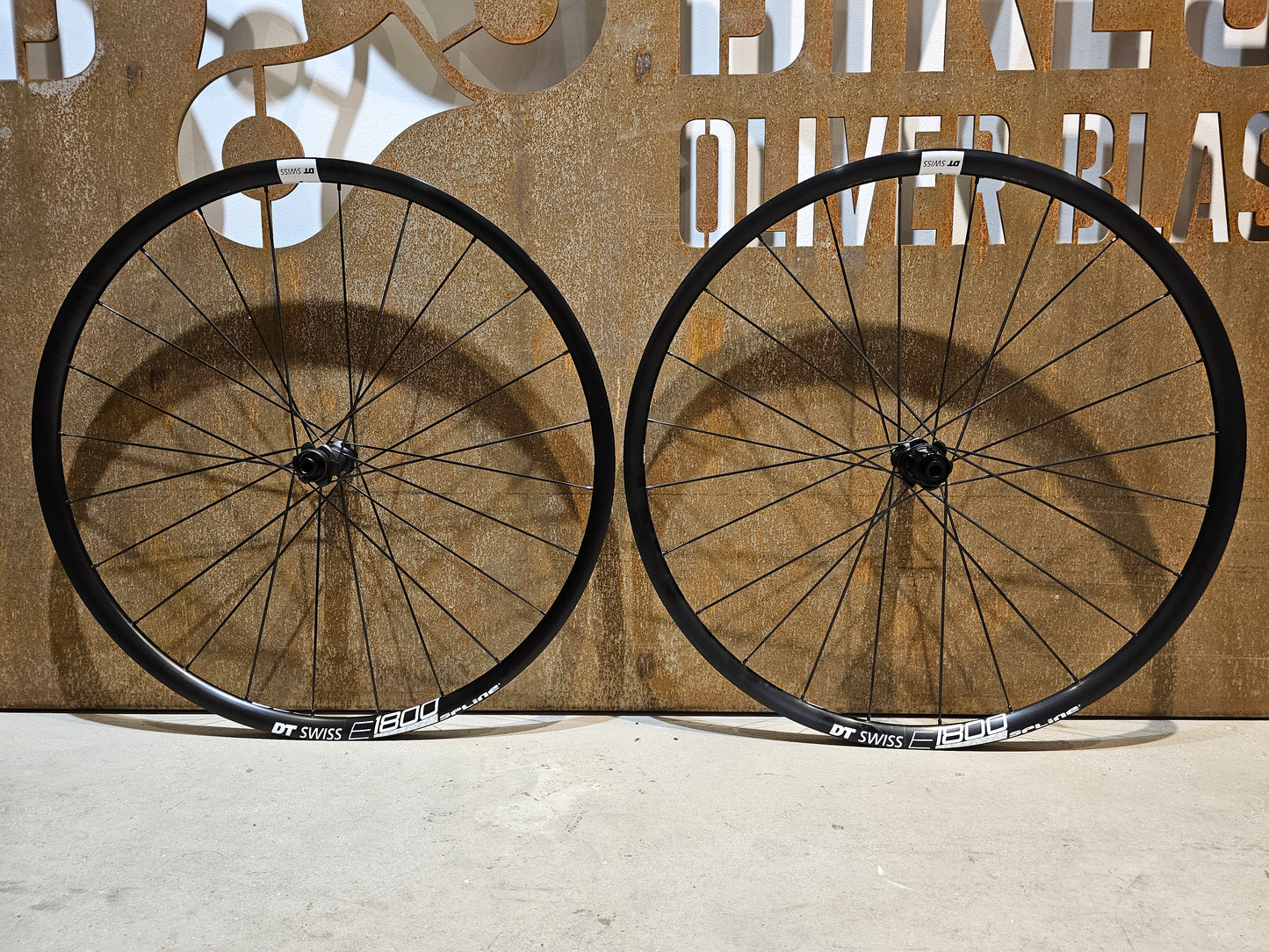 DT SWISS E1800 SPLINE 23 LAUFRADSATZ DISC