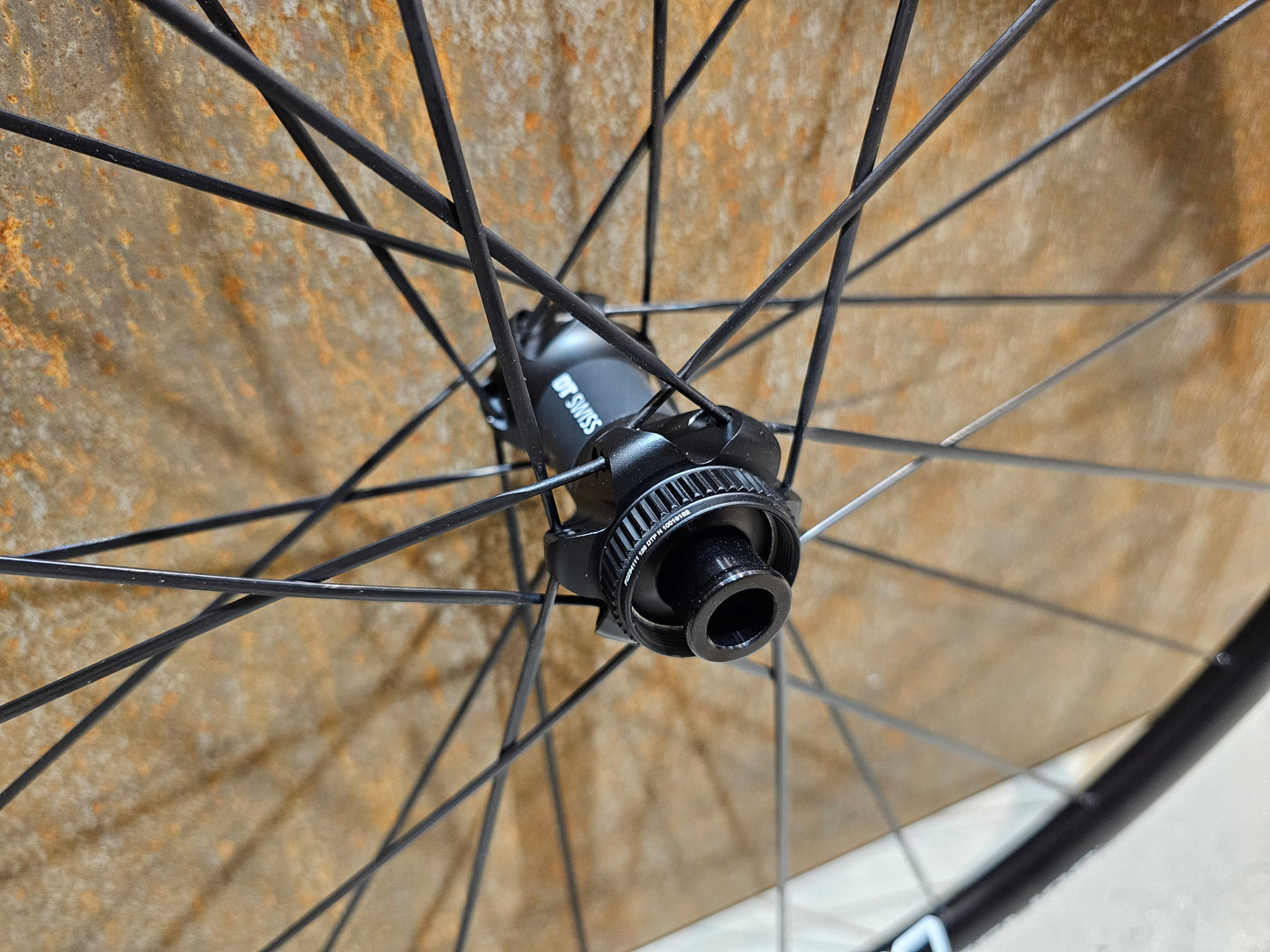 DT SWISS E1800 SPLINE 23 LAUFRADSATZ DISC