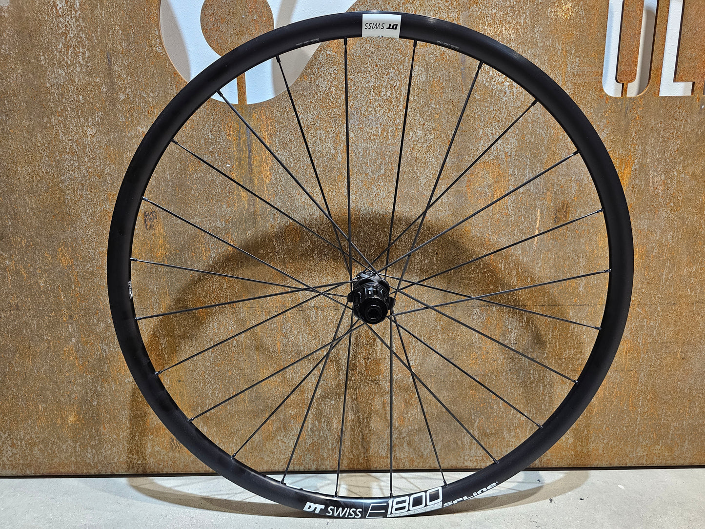 DT SWISS E1800 SPLINE 23 LAUFRADSATZ DISC
