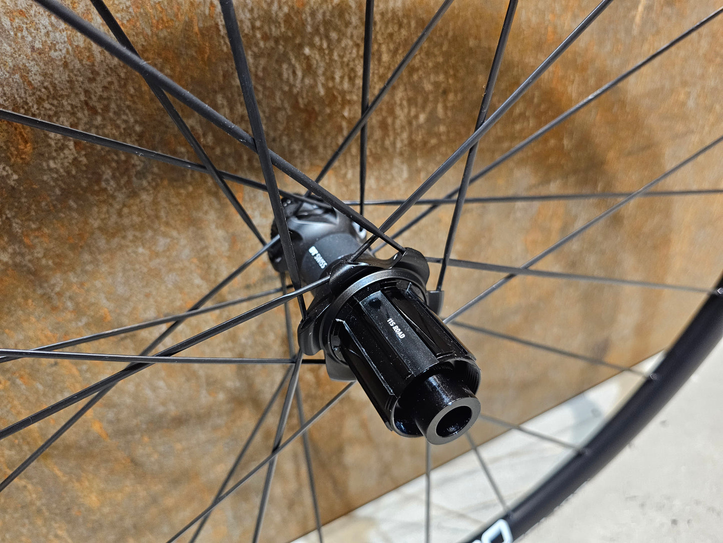 DT SWISS E1800 SPLINE 23 LAUFRADSATZ DISC
