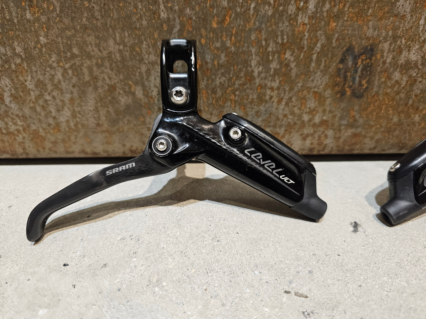 SRAM LEVEL ULTIMATE CARBON BREMSHEBEL SET