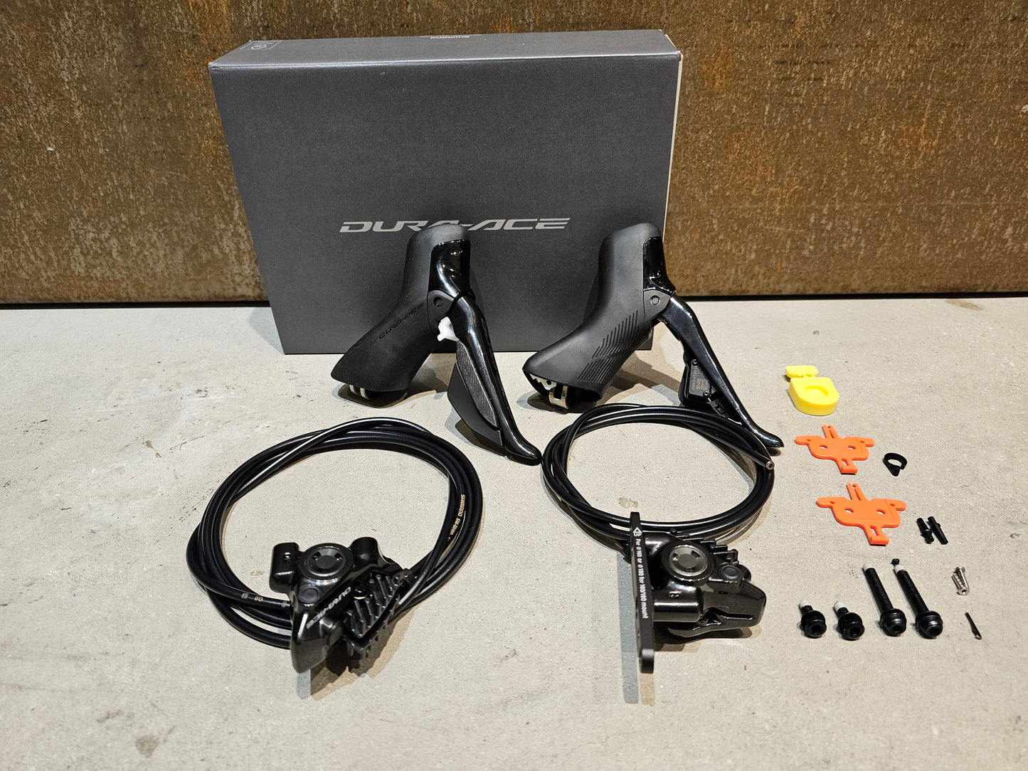 SHIMANO DURA ACE DI2 ST-R9270 / BR-R9270 SCHEIBENBREMSE SET L / R 2x12 FACH