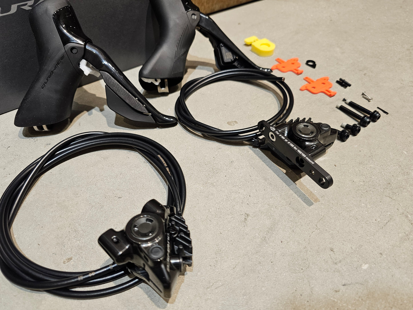 SHIMANO DURA ACE DI2 ST-R9270 / BR-R9270 SCHEIBENBREMSE SET L / R 2x12 FACH