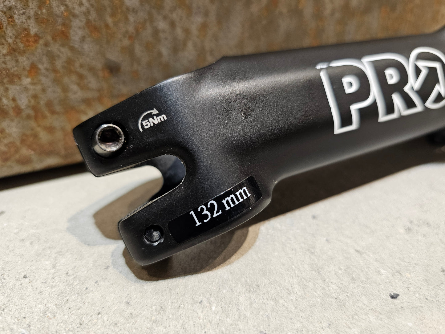 PRO VIBE DI2 VORBAU WHITE LABEL 31,8MM 1 1/8 / -10° / 89 - 136MM GEBRAUCHT