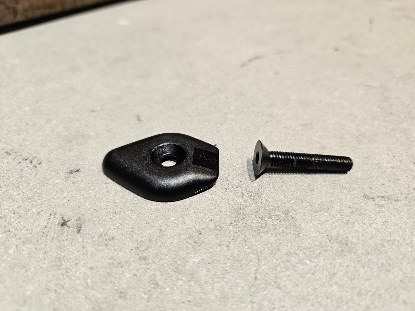 PRO VIBE DI2 VORBAU WHITE LABEL 31,8MM 1 1/8 / -10° / 89 - 136MM GEBRAUCHT
