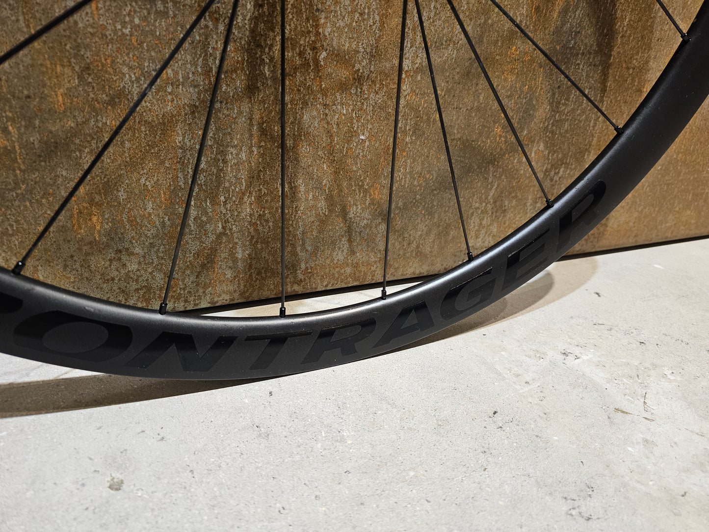 BONTRAGER AEOLUS PRO 37 TLR LAUFRADSATZ DISC