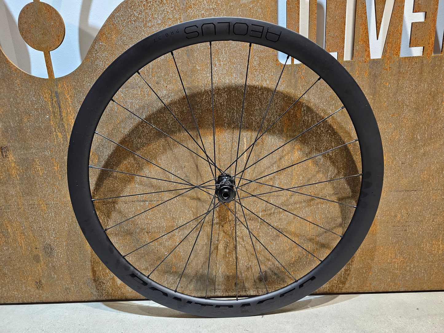 BONTRAGER AEOLUS PRO 37 TLR LAUFRADSATZ DISC