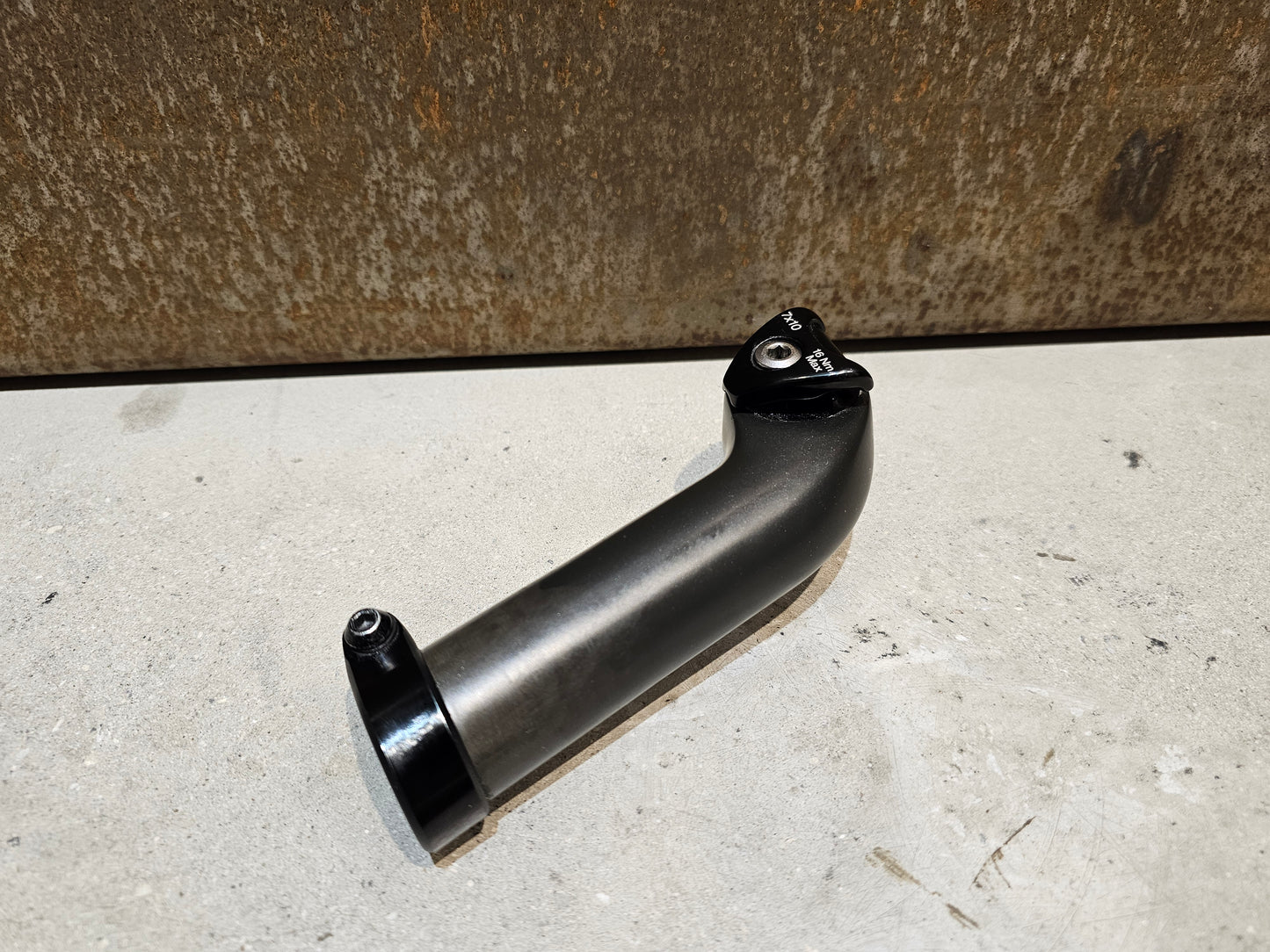 TREK SEAT MAST CARBON SATTELSTÜTZE 135MM / 20SB