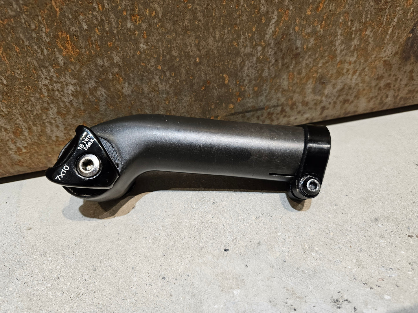TREK SEAT MAST CARBON SATTELSTÜTZE 135MM / 20SB