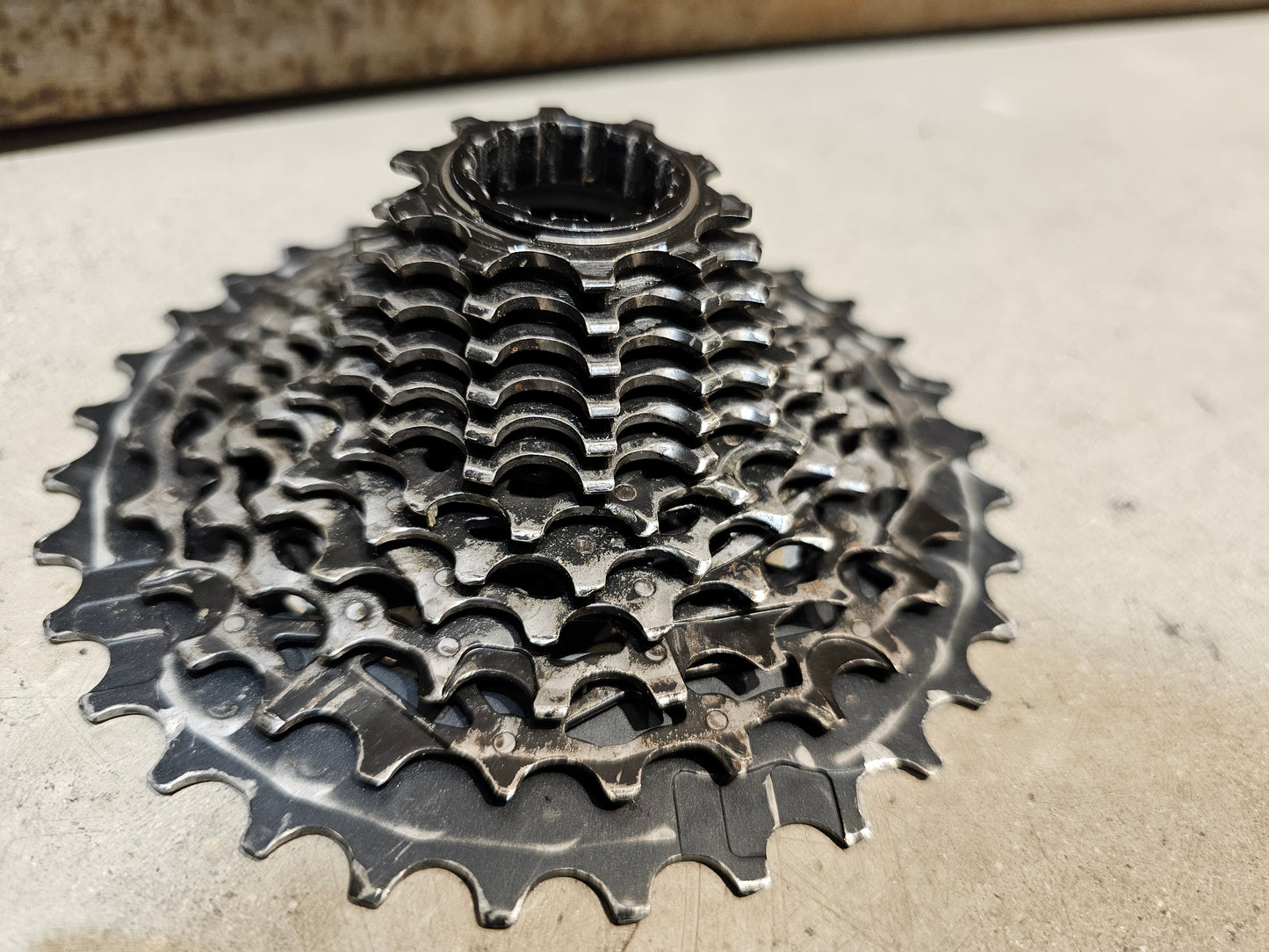 SRAM FORCE XG 1270 KASSETTE 10-33 ZAHNKRANZ GEBRAUCHT