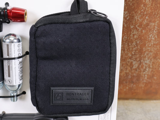 BONTRAGER PRO FLAT PACK / CO₂-PUMPE – 2 X 16 G – REPARATURSET – 225 G