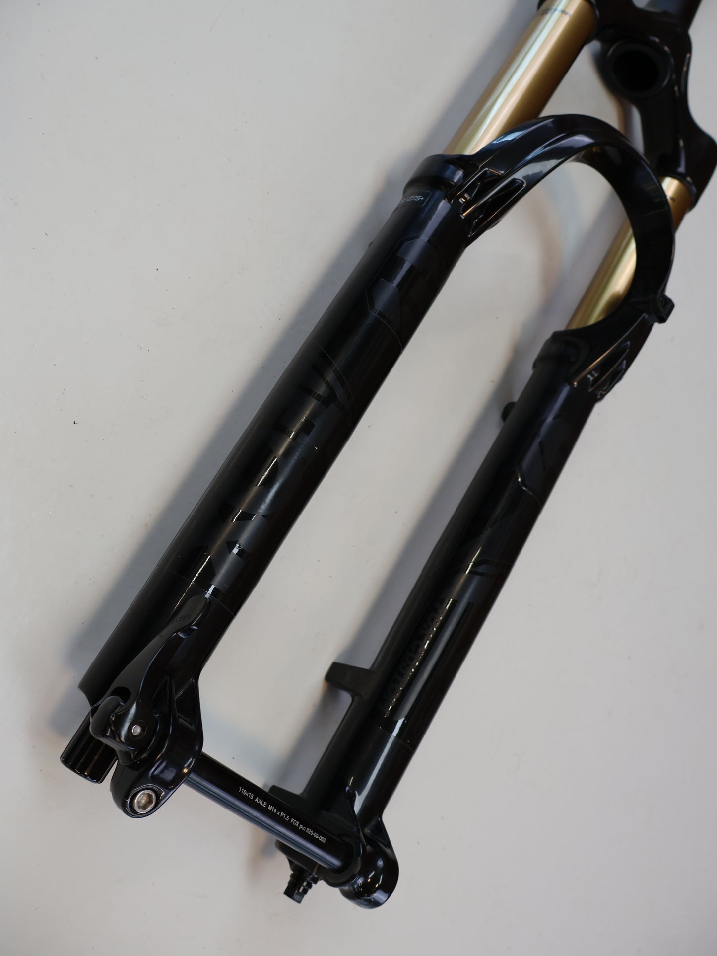 FOX 36 FLOAT GRIP2 FACTORY / MTB FEDERGABEL / 29 ZOLL / 140 MM / KASHIMA