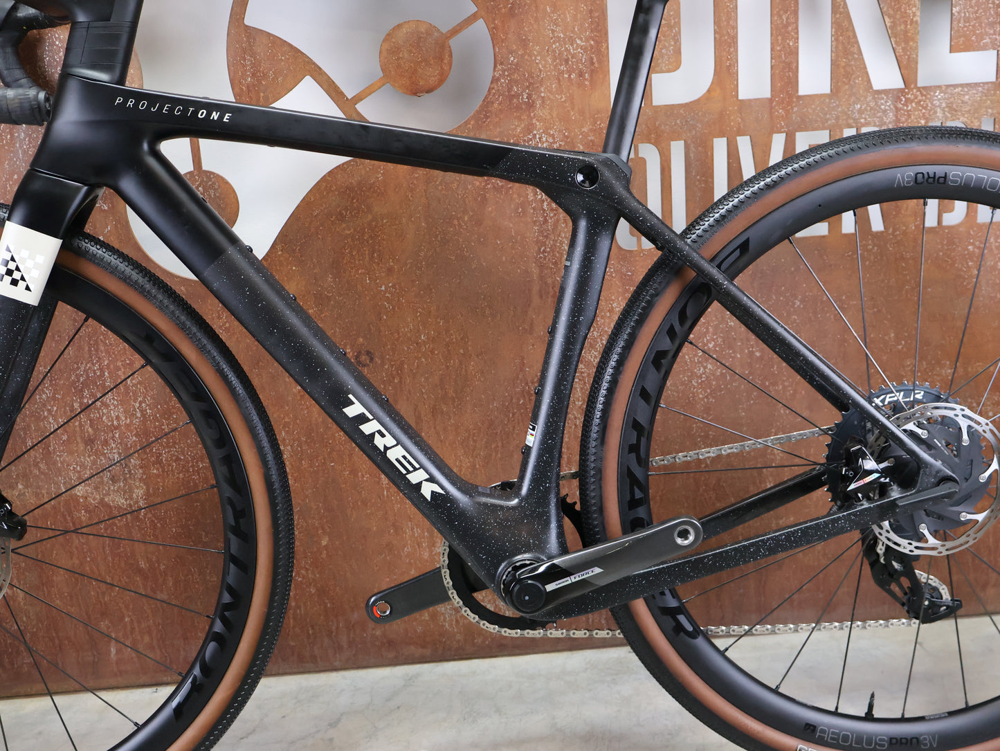 TREK CHECKMATE SLR 7 AXS / MATTE DEEP SMOKE / S