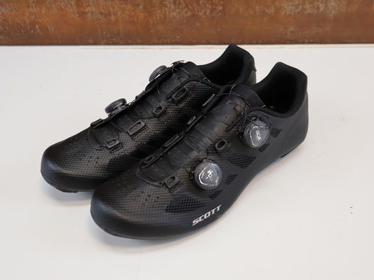 SCOTT ROAD VERTEC BOA / HIGH-END RENNRADSCHUHE / GR. 46 / BLACK SILVER
