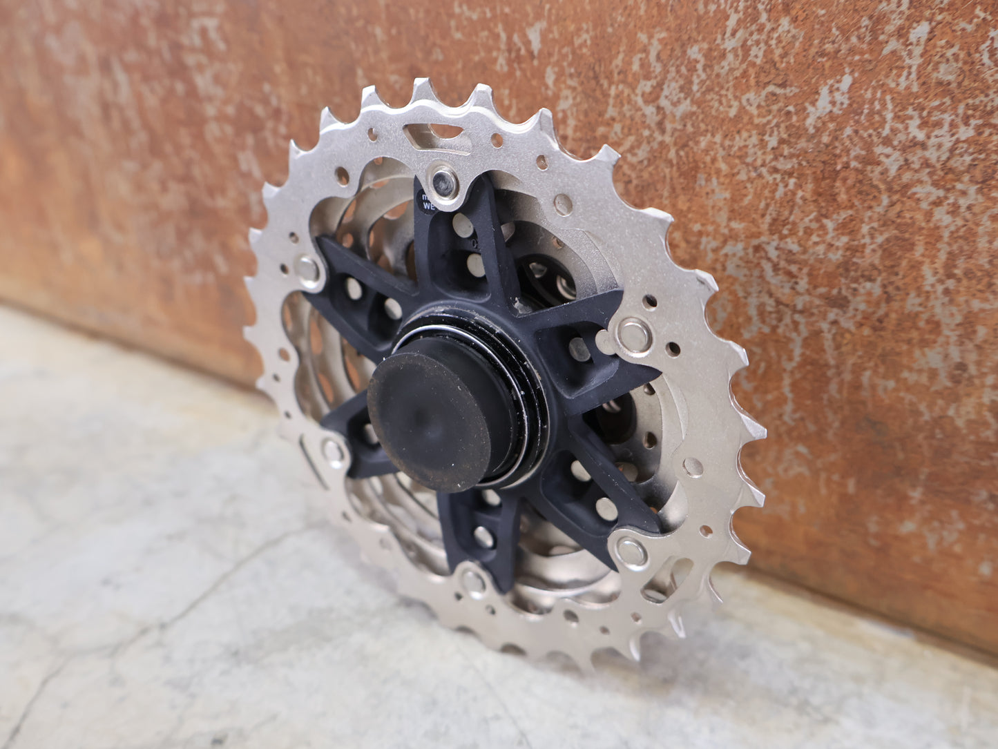 SHIMANO ULTEGRA CS-R8100 / 12-FACH RENNRAD KASSETTE / 11-30 Z