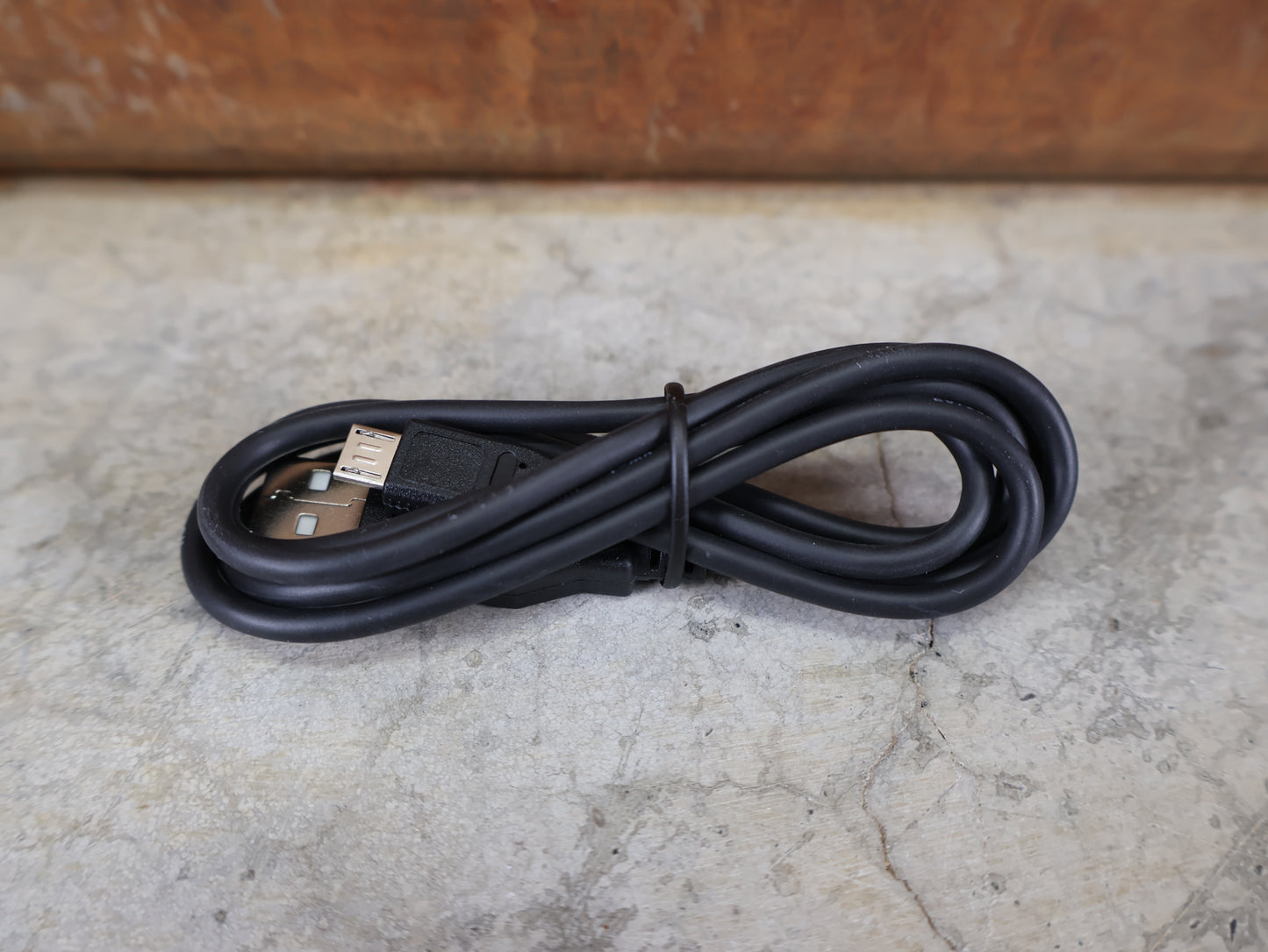 SHIMANO SM-BCR2 / DI2 LADEGERÄT / INTERNER AKKU / 11-FACH