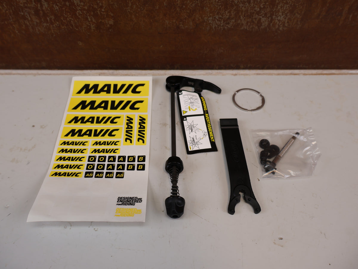 MAVIC COSMIC ELITE UST 700C HINTERRAD / FELGENBREMSE