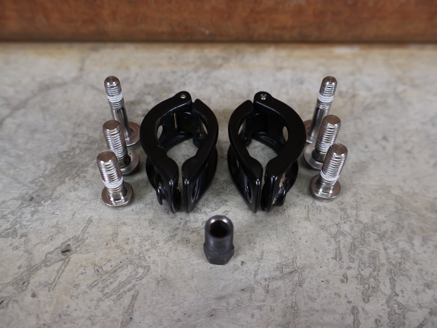 SRAM LEVEL ULTIMATE DISC BRAKE SET / CARBON & ALUMINUM / BLACK ANODIZED