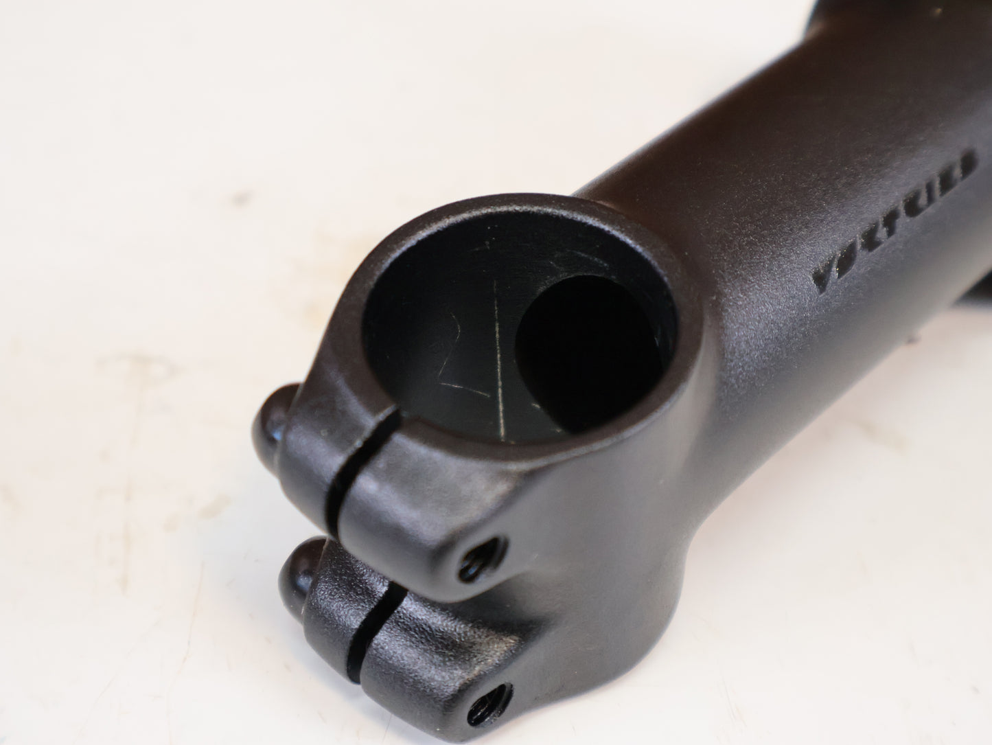 VORTRIEB VORBAU 90MM 6 SCHWARZ MATT 31.8 MM / 1 1/8 / 143 G