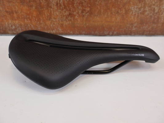 BONTRAGER VERSE ELITE SATTEL / 165 MM / AUSTENIT-STAHL / CARBON-REINFORCED / 258G