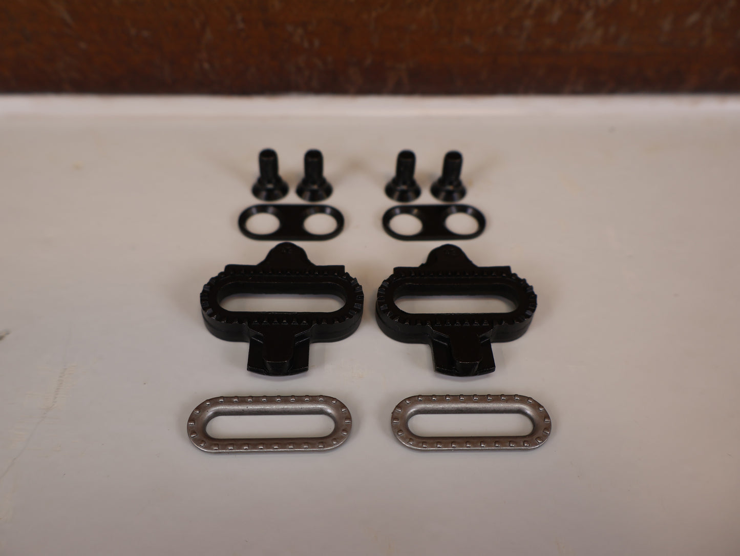 SHIMANO DEORE XT PD-M8100 SPD-PEDALE / XC-RACE / INKL. SM-SH51 CLEATS / 342G