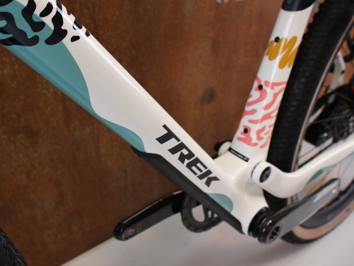 TREK CHECK-OUT SL 7 AXS ERA WHITE FULLY GRAVEL / M/L / 2027
