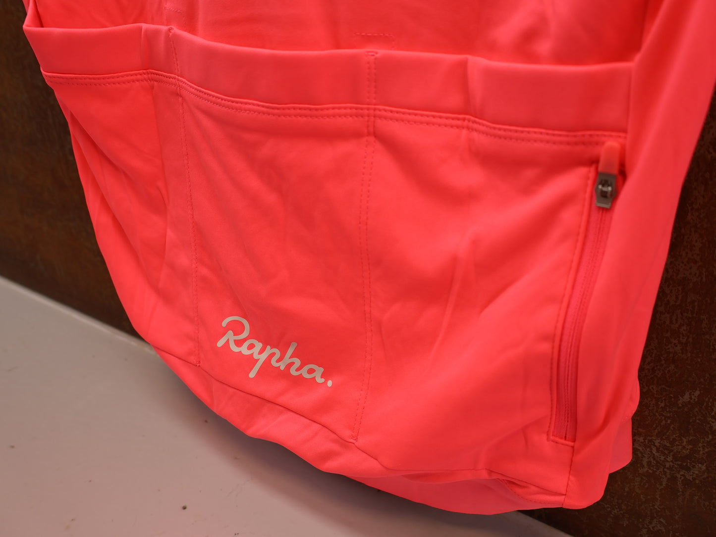 RAPHA CORE RADTRIKOT / HERREN / VISIBILITY PINK / ATMUNGSAKTIV