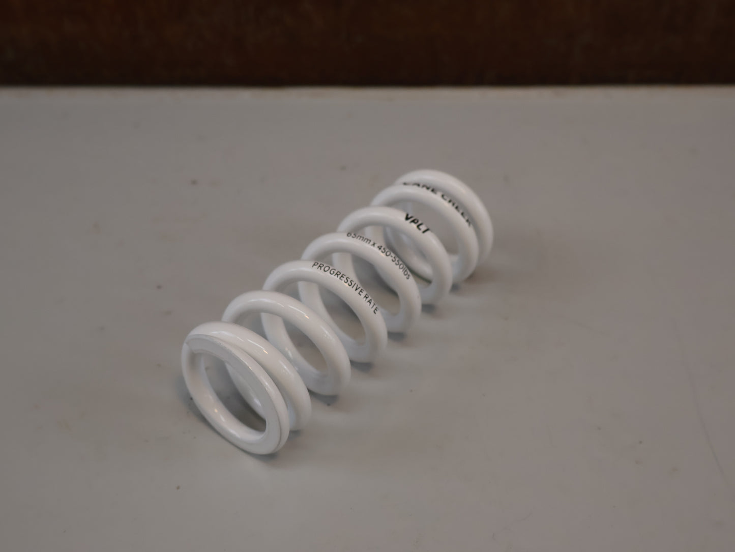 CANE CREEK VALT STAHLFEDER / PROGRESSIV / 65MM / 450-550 LBS / WEISS